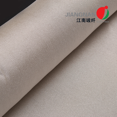 100 cm breed textuurd glasvezelstofmateriaal voor de productie van warmte-isolatie en warmtebescherming
